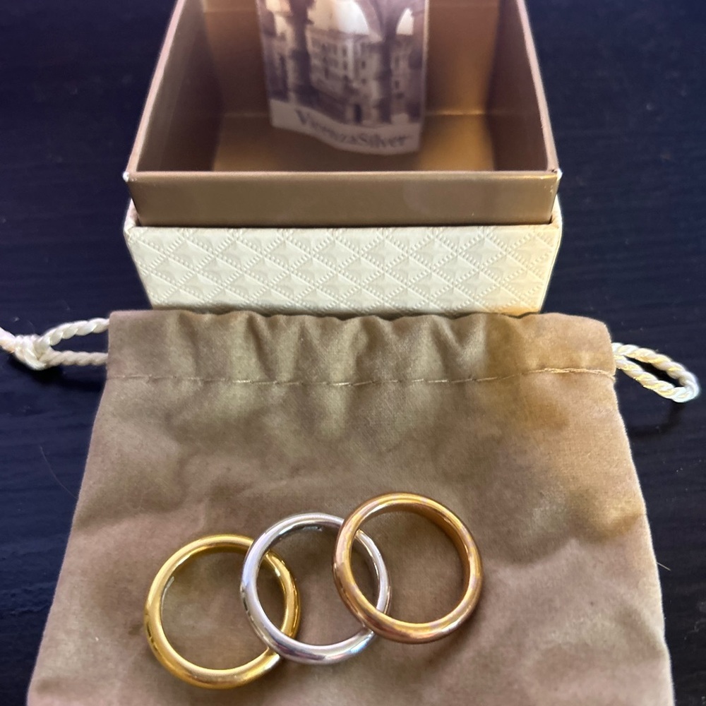 NEW Vicenza Gold, Silver, & Bronze Ring Set, Sz 8. Silver base.